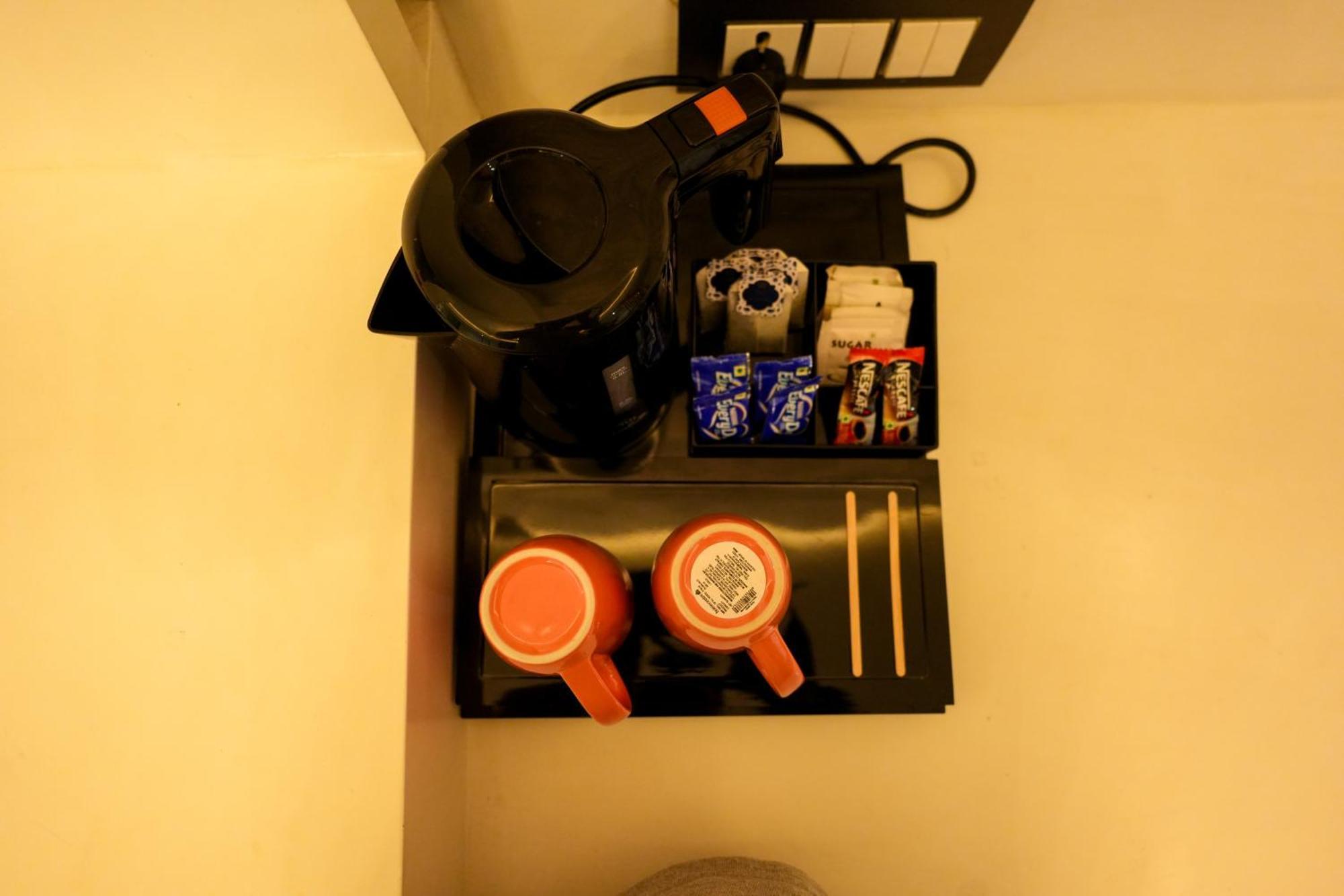 Hotel Adsan Heights Gajraula Esterno foto